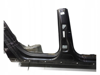 PRÓG SŁUPEK PRAWY TYŁ LC82 VW PASSAT B6