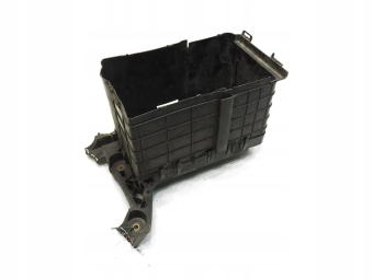 OBUDOWA AKUMULATORA VW PASSAT B6 1.9 TDI 1K0915333C