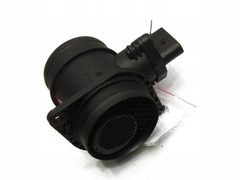 PRZEPŁYWOMIERZ POWIETRZA VW PASSAT B6 1.9 TDI 038906461B 0281002531