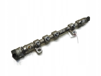 LISTWA WTRYSKOWA TOYOTA AURIS II 1.4 D4D 23810-33030