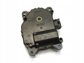 SILNICZEK NAGRZEWNICY TOYOTA AURIS II 113800-2800