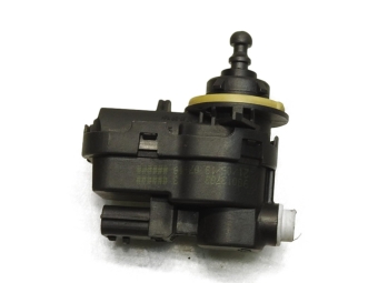 SILNICZEK REGULACJI LAMPY TOYOTA AURIS II 90013783