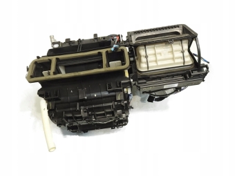 NAGRZEWNICA OBUDOWA TOYOTA AURIS II 87050-05720