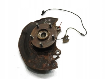 PIASTA ZWROTNICA PRAWA PRZÓD TOYOTA AURIS II 1.4 D4D