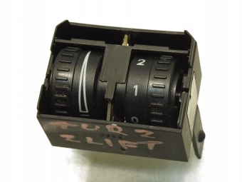 PRZEŁĄCZNIK REGULACJI WYSOKOŚCI ŚWIATEŁ VW TOURAN 1T3 LIFT 1T0941333C