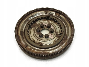 KOŁO ZAMACHOWE AUTOMAT VW TOURAN 1T3 LIFT 1.4 TSI