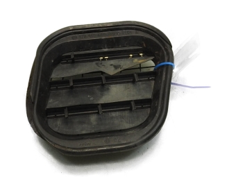KRATKA WENTYLACYJNA PRAWY TYŁ VW TOURAN 1T3 LIFT 1T0 819466