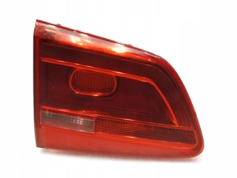 LAMPA KLAPY LEWY TYŁ VW TOURAN 1T3 LIFT