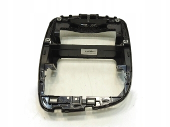 RAMKA OSŁONA WYŚWIETLACZA RENAULT CLIO IV 681046679R
