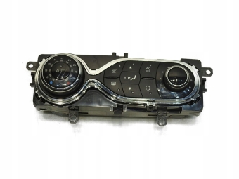 PANEL NAWIEWU KLIMATYZACJI RENAULT CLIO IV 275108796R