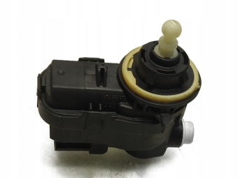 SILNICZEK REGULACJI LAMPY RENAULT SCENIC III 8200402521E