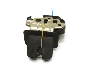 ZAMEK KLAPY BAGAŻNIKA AUDI A1 8X 3D 8R0827505