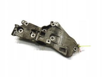ŁAPA PODSTAWA ALTERNATORA DACIA SANDERO I 1.5 DCI 8200669495