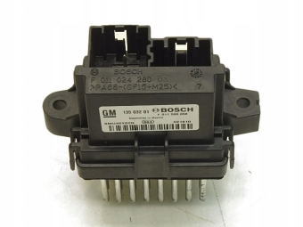 REZYSTOR OPORNICA DMUCHAWY OPEL ASTRA J 13503201