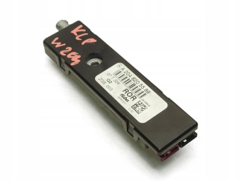 WZMACNIACZ ANTENY MERCEDES W204 A2048205589