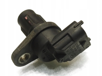 CZUJNIK POŁOŻENIA WAŁKA MERCEDES W204 1.8 B A0041539628