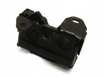 ZAMEK MASKI MERCEDES W204 A2048800160