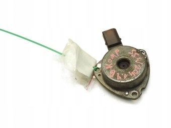 CZUJNIK POŁOŻENIA WAŁKA ROZRZĄDU MERCEDES W204 1.8 B A2710510177