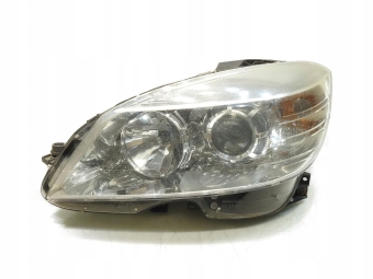 LAMPA LEWA PRZEDNIA PRZÓD MERCEDES W204 A2048208361