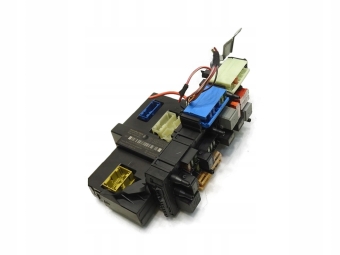 MODUŁ STEROWNIK SAM MERCEDES W204 1.8 B 5DK009225-52